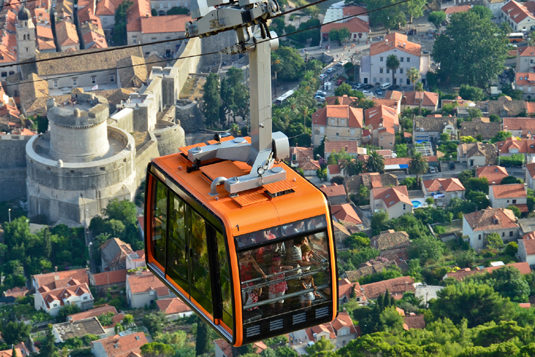 telepherique-urbain_620