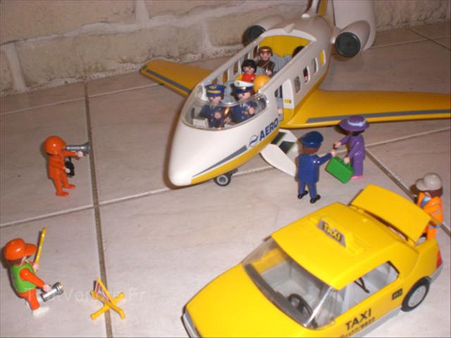 Avion-et-Taxi-Playmobil_49328288L